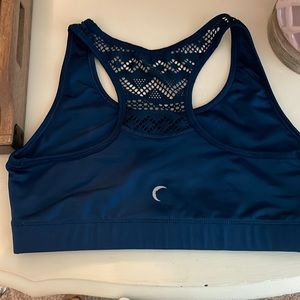 Zyia sports bra size large